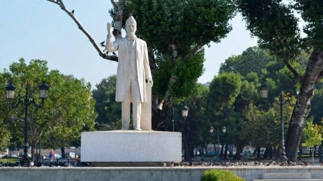 Eleftherios Venizelos Monument